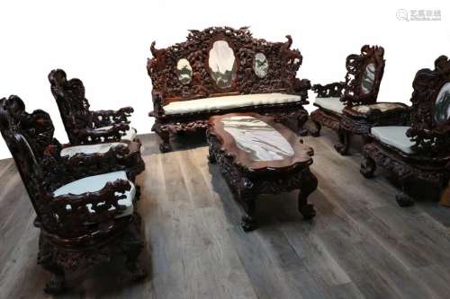 A SET OF EIGHT PIECES SUANZHI WOOD FURNITURE