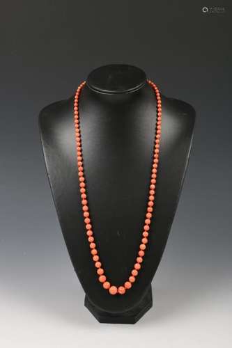 CORAL GRADUATED BEAD NECKLACE