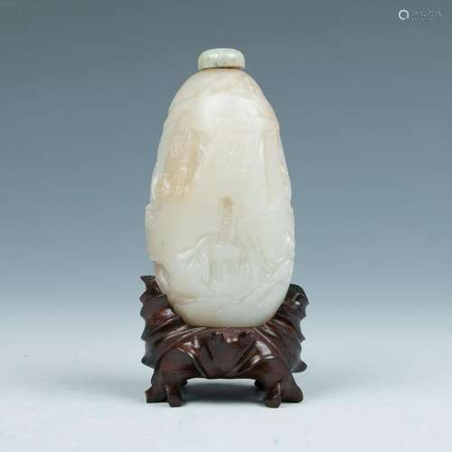 FOSHAN WHITE JADE SNUFF BOTTLE