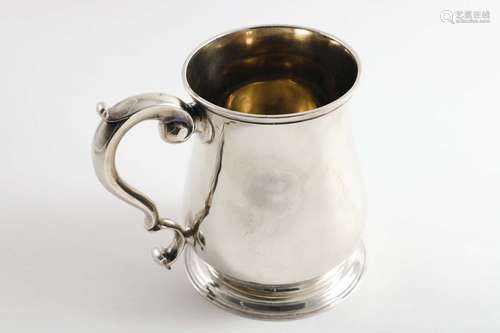 A george ii baluster mug