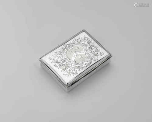 An early george iii silver snuff box