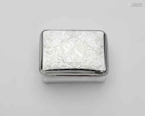 A george iii silver dual compartment snuff box