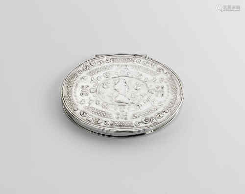 A george i silver oval snuff box