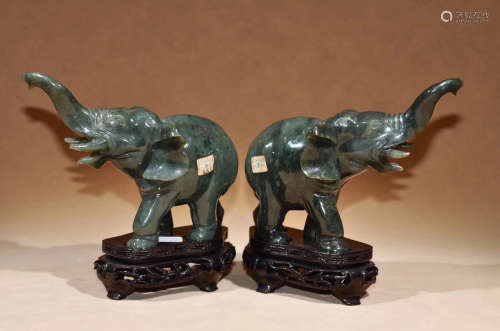 PAIR GREEN JADE CARVED ELEPHANT SHAPED ORNAMENT