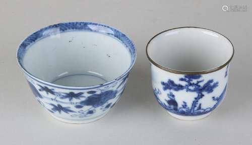 Two antique Chinese porcelain cups. 18th and 19th