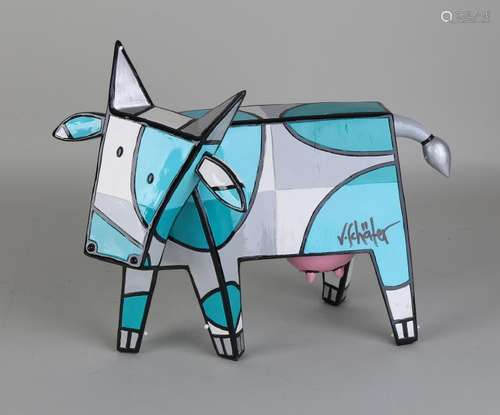 Jacqueline Schäfer. Modern hand-painted cow.