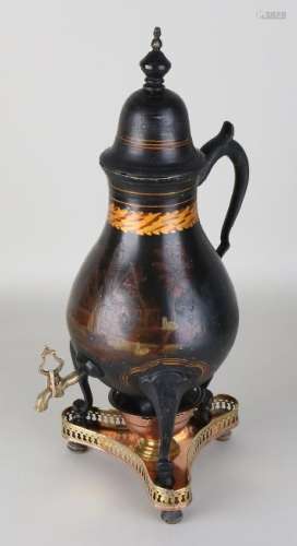 Early 19th century Dutch hand-painted tap jug. Size: H