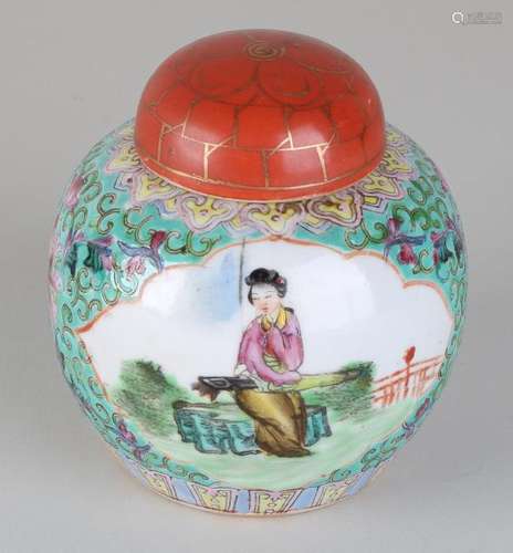 Old / antique Chinese porcelain Family Rose ginger jar