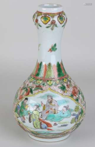 Old / antique Chinese porcelain knobbase with figures,