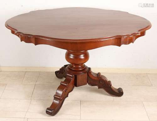 Antique mahogany Louis Philippe dining table with