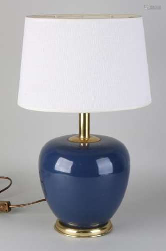 Blue porcelain with brass table lamp. Second half of