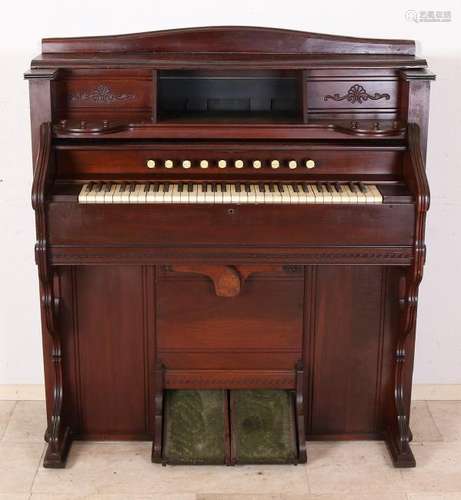 Antique American mahogany rail organ. Estey Orgam Co.