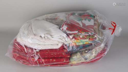 Lot of various old rugs with Christmas motifs. In box.