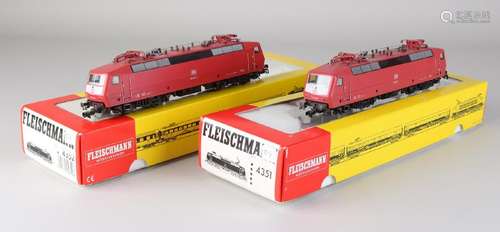 Two locomotives from Fleischmann H0: 1x 4351, DB 120