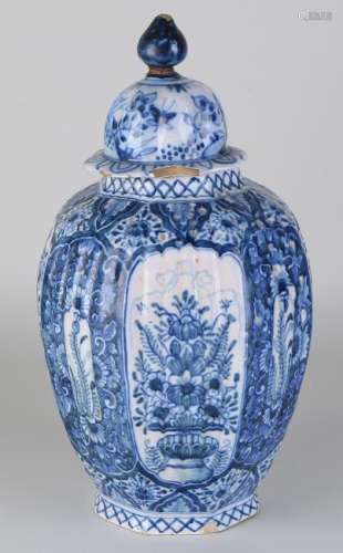 18th Century Delft Fayence covered jar with floral
