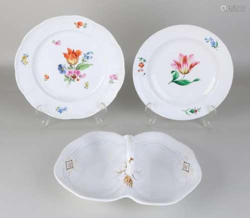 Three times antique German porcelain. Consisting of: