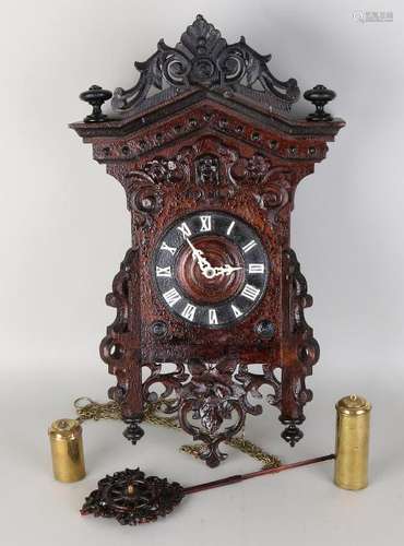 Rare version Schwarzwalder cuckoo clock with wooden