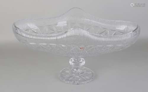 Large art nouveau glass table. Size: 27 x 48 x 28 cm.