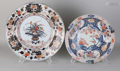 Two large 18th century Chinese Imari dishes with