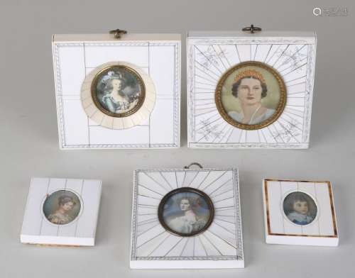 Five old miniatures. Partly in ivory frames, partially