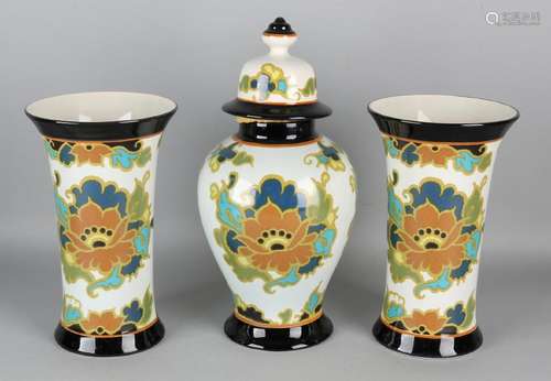 Three-piece Gouda pottery cabinet set. Modica Gouda