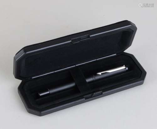 Parker fountain pen, black matted. New