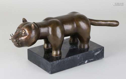 Bronze cat, to Botero. On black marble basement. 21st