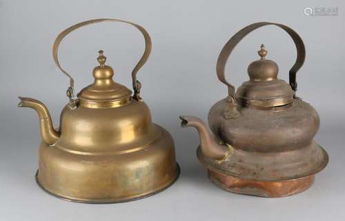 Two 19th century Dutch Biedermeier brass kettles.