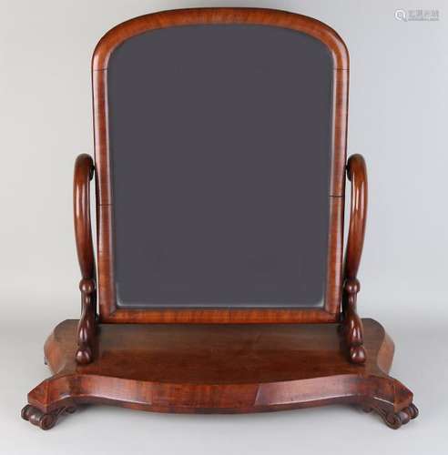 19th Century English mahogany dressing mirror. Size: 70