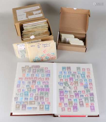 Box of 65 post-fresh stamp booklets from the