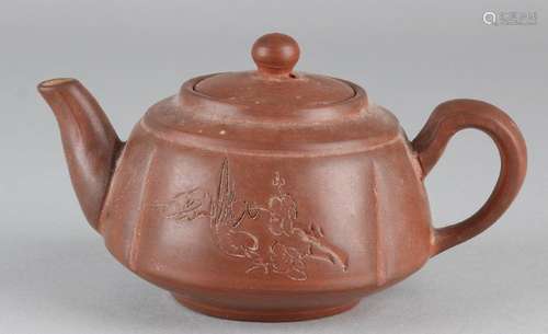 Old / antique Chinese Yixing teapot with zipped floral