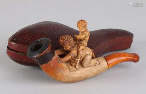 Meerschaum cigar pipe with beautiful image of horse