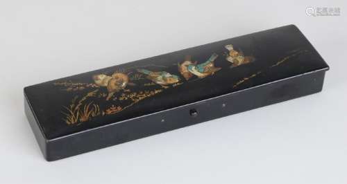Old / antique Japanese hand-painted lacquer box. First