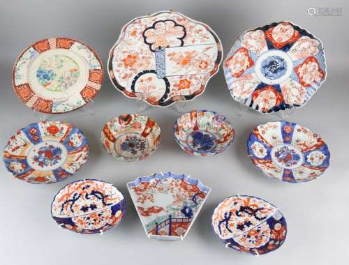 Ten times antique Japanese Imari porcelain. Consisting