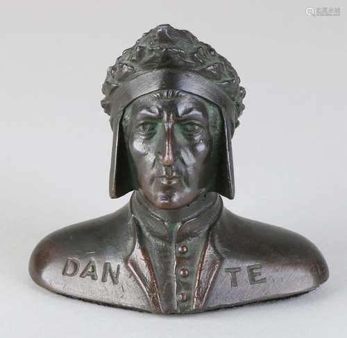 Antique bronze bust of Dante. 19th century. Size: 9.5