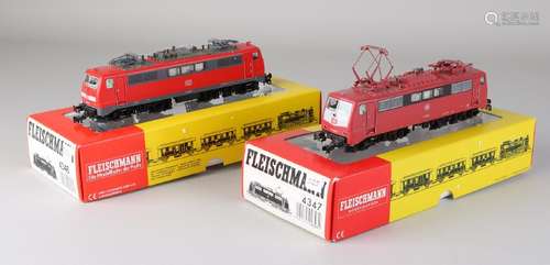 Two locomotives from Fleischmann H0: 1x 4346, DB 111