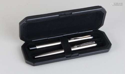 Parker pen set with fountain pen and ball pen, with