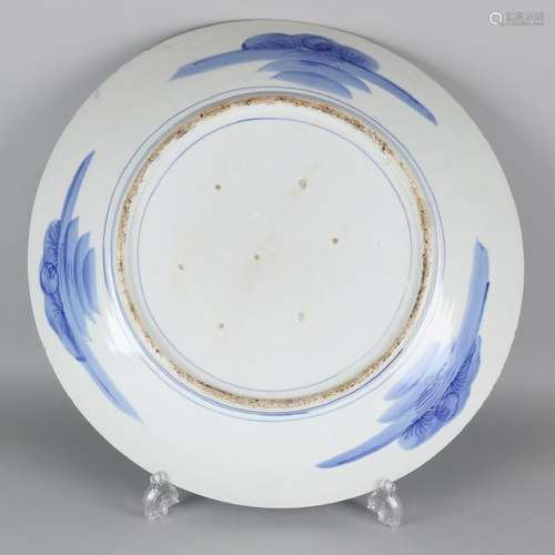 Very large 19th century Japanese porcelain dish with