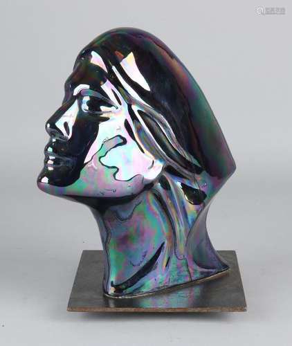 Art Deco ceramic lady's head with blue-green iridescent