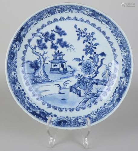 18th Century Chinese porcelain deep plate. With