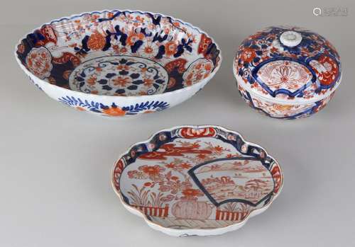 Three times Japanese 19th century Imari porcelain.