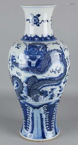 Large old Chinese porcelain dragon vase with signs +