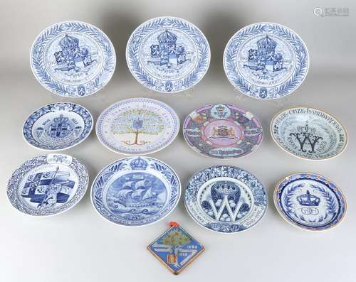 Twelve antique commemorative plates concerning Dutch