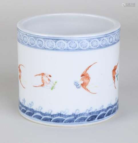 Old / antique Chinese porcelain brushpot with bats