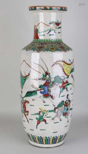 Large antique Chinese Cantonese porcelain vase with