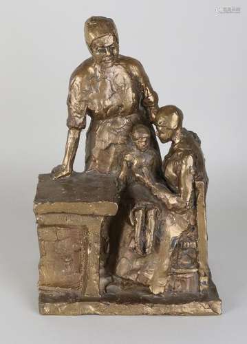 Large bronze sculpture. 20th century. Laren women with