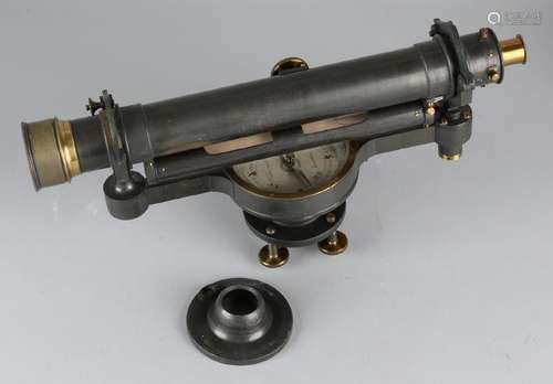 Large antique shipping viewer. With built-in spirit and