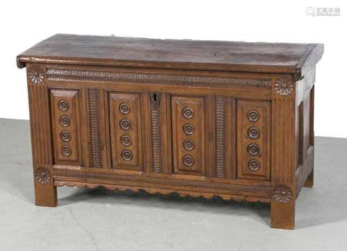 Dutch 18th century oak wooden chest with kerf cut.