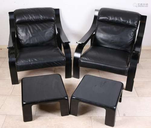 Two 70's design armchairs. Signature Arflex. Black