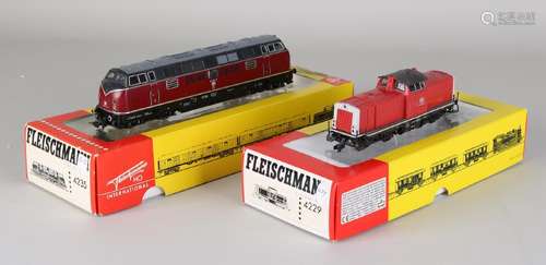 Two locomotives from Fleischmann H0: 1x 4229 DB 212